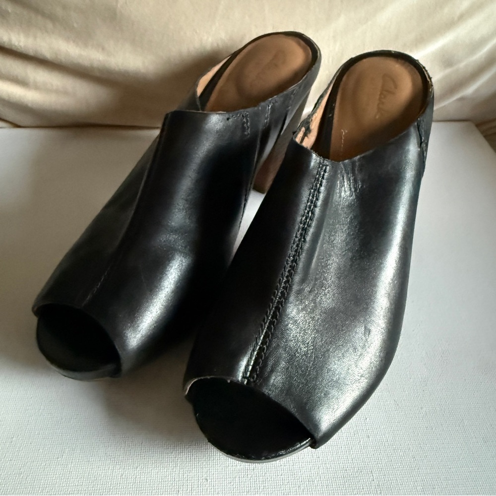 Clarks Black Leather Open-Toe Clog Mules Women Size 7.5 - Picture 3 of 11